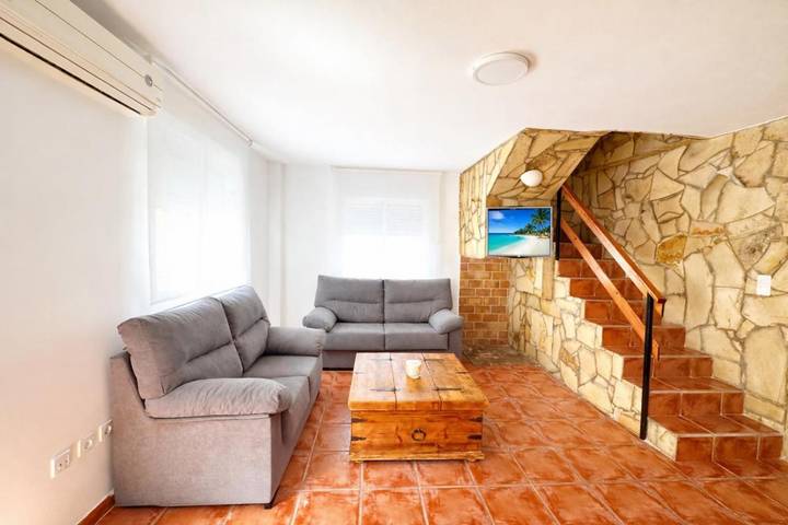 Chalet für 8 Personen, mit Balkon in Torrevieja