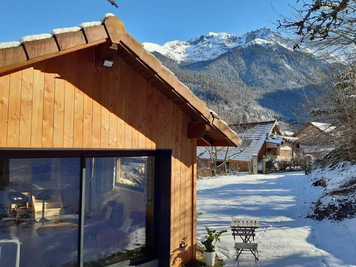 Chalet pour 4 personnes, avec vue et jardin, animaux acceptés