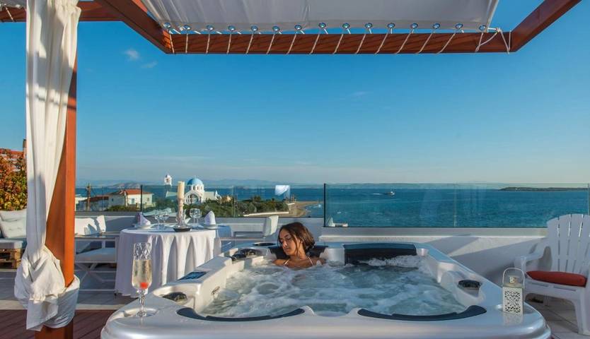 Hôtel pour 2 personnes, avec piscine ainsi que jacuzzi et jardin, adapté aux familles dans Agistri - 2