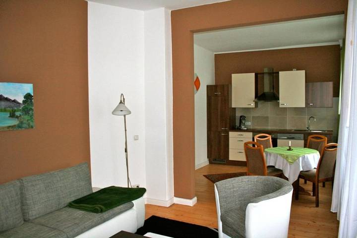 Ferienwohnung für 6 Personen, mit Terrasse und Garten in Bad Nenndorf - 3