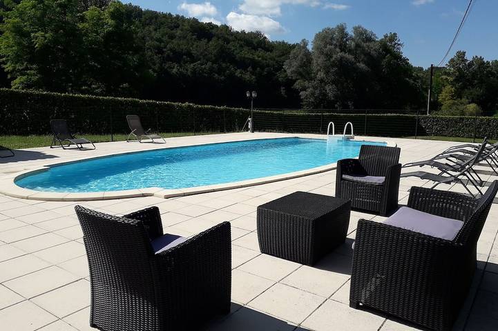 Maison de vacances pour 10 personnes, avec Jardin à Saint-Amand-de-Coly