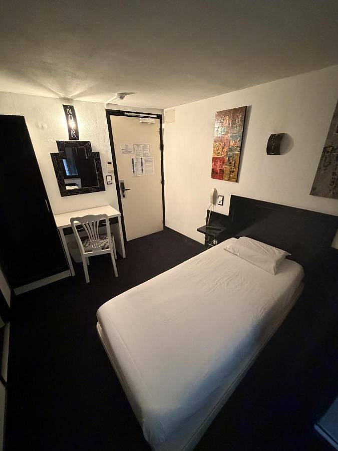 Hôtel pour 2 personnes, avec terrasse dans Office De Tourisme Du Grand Cahors - 2