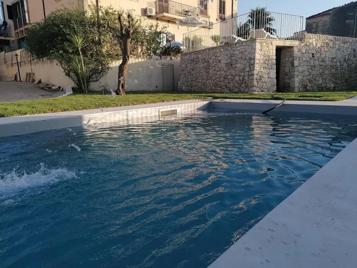 Ferienhaus für 5 Personen, mit Garten und Pool - 1