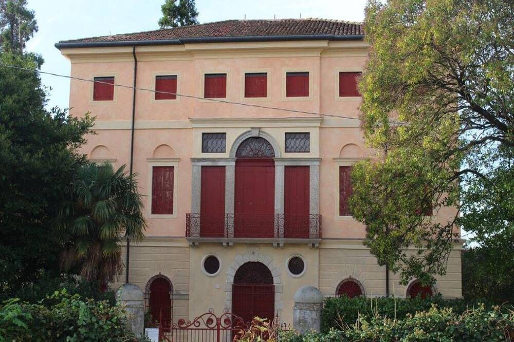 Gîte pour 4 Personnes dans Romano d'Ezzelino, Dolomites