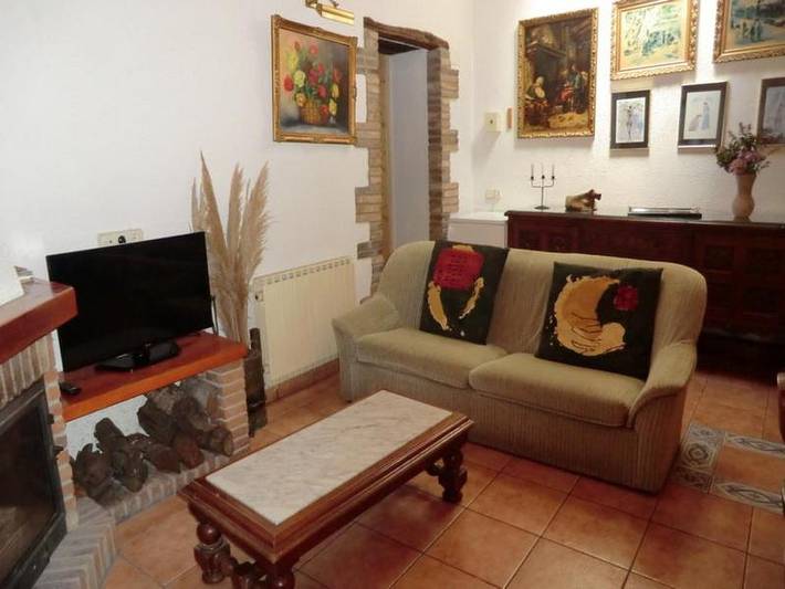 Location de vacances pour 5 personnes, avec vue ainsi que jardin et piscine à Montseny - 3