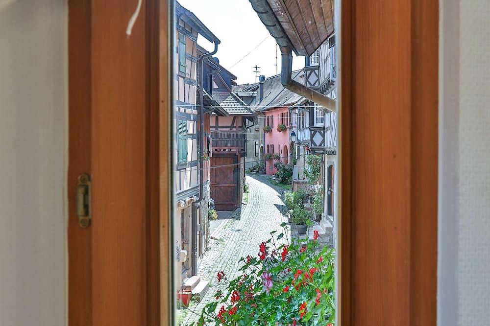 Ganze Wohnung, Legende 2 Steine, Erker - Ruhig - Das Hotel liegt im Herzen des historischen Zentrums in Eguisheim, Regionaler Naturpark Belchen der Vogesen