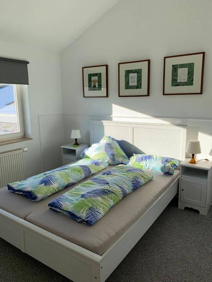 Ferienwohnung für 4 Personen, mit Ausblick in Leichlingen