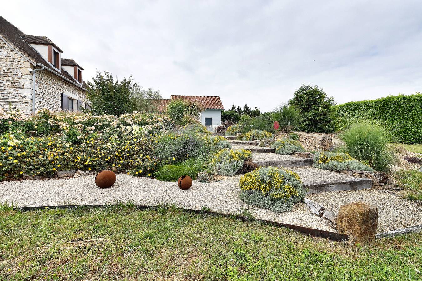 Gîte du Pas de la Mignonne avec piscine privée, Wi-Fi et climatisation in Excideuil, Périgord Vert
