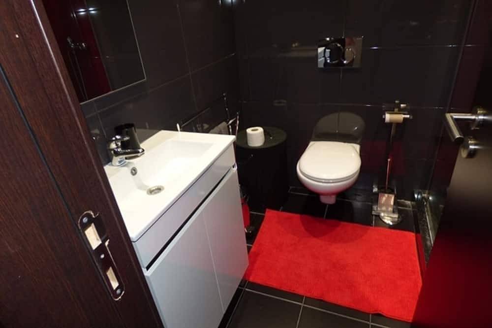 Apartamento inteiro, Apt 2 P Luxuosas 3 piscinas de tênis. centro histórico / praia / Baicha Albuferia in Albufeira, Distrito de Faro