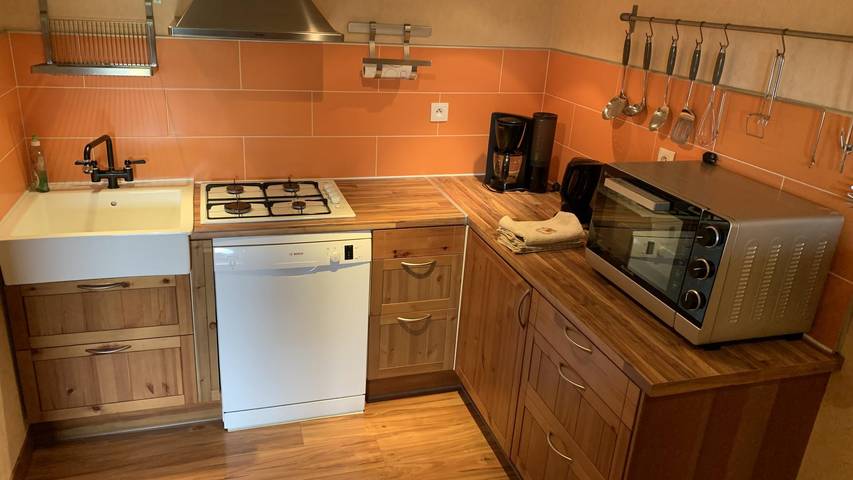 Gîte pour 4 personnes avec vue in Lajoux, Parc naturel régional du Haut-Jura
