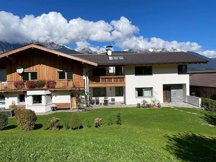 Ferienwohnung für 4 Personen, mit Garten und Ausblick