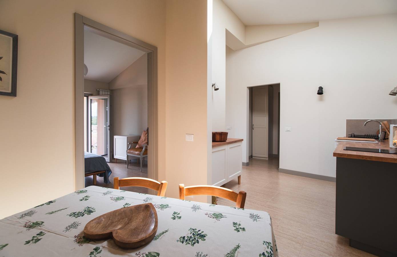 Casa Vacanze 'Casale San Giacomo Guest House' con Piscina Privata, Wi-Fi e Aria Condizionata in Gavardo, Prealpi Gardesane