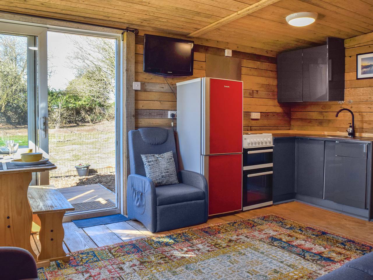 Alpaca Lodge in Dutton, Cheshire West and Chester