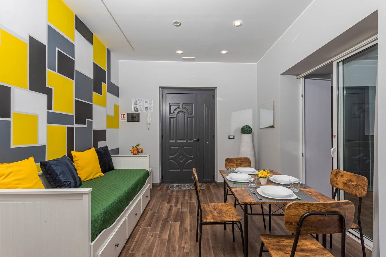 Appartement entier, Appartement 'Garibaldi Rooms - Luxury' avec terrasse privée, Wi-Fi et climatisation in Catane, Province de Catania