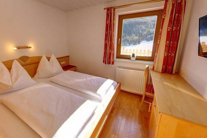 Hütte für 5 Personen, mit Garten und Pool in Filzmoos - 3