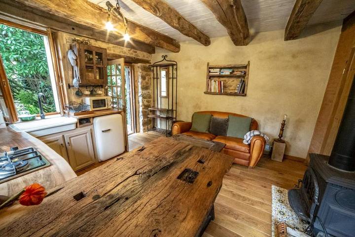 Location de vacances pour 2 personnes, avec Jardin et Vue à Bor-et-Bar