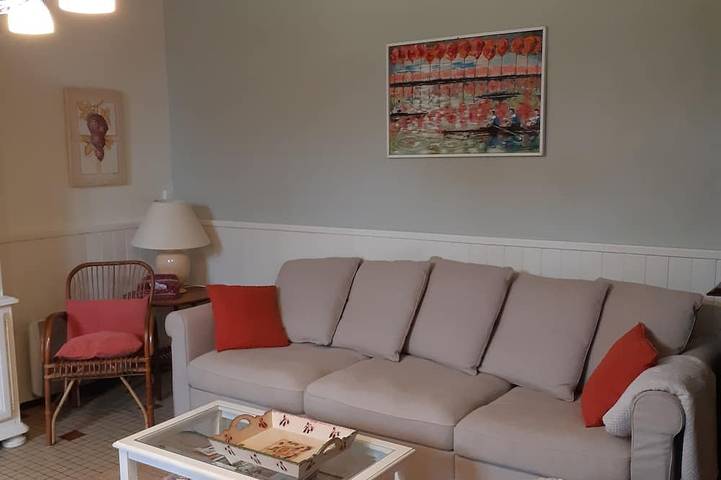 Location de vacances pour 5 personnes, avec terrasse et jardin à Saint-Macaire - 4