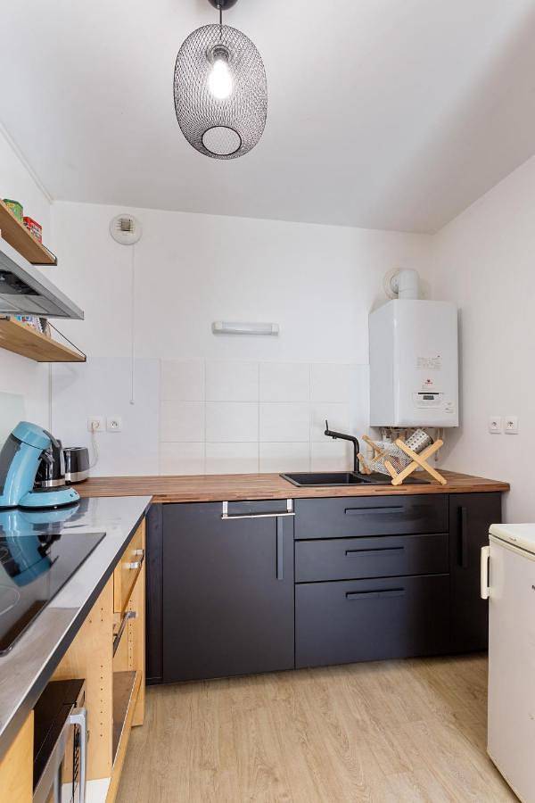 Gîte pour 4 personnes, avec jacuzzi et jardin à La Chapelle-sur-Erdre - 3