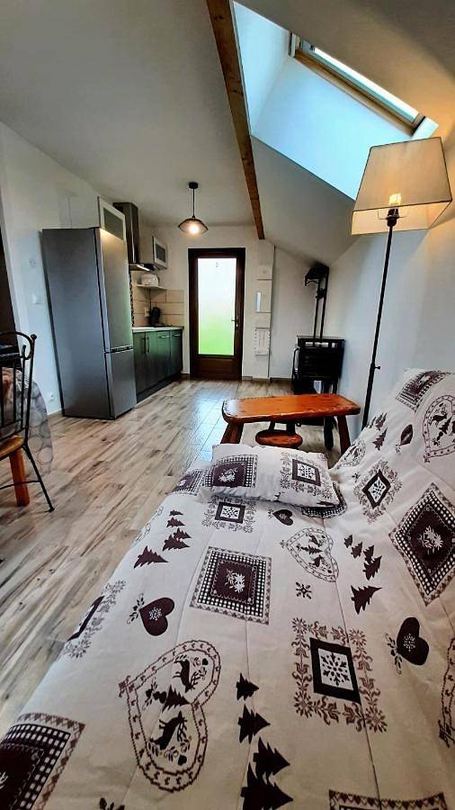 Appartement entier, Le Pré Fleuri à Guillestre - Appartements neufs classés Meublés de Tourisme 3 étoiles- Climatisés- Parking privatif in Guillestre, Région de Briançon