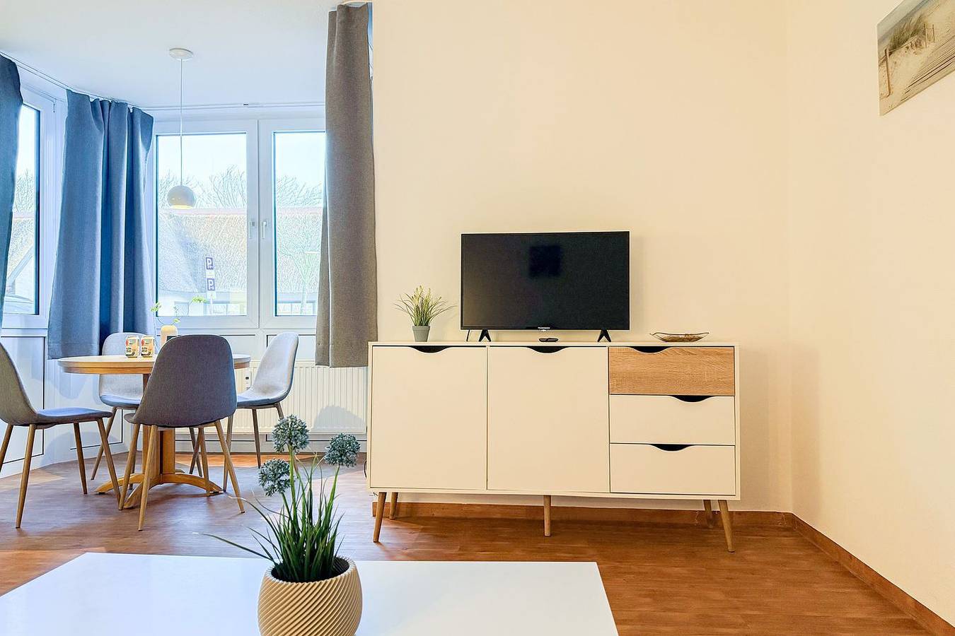 Ganze Wohnung, Ferienwohnung Haus Elbstrom Wohnung 22: Parterre, 300 m zum Sandstrand in Döse, Cuxhaven