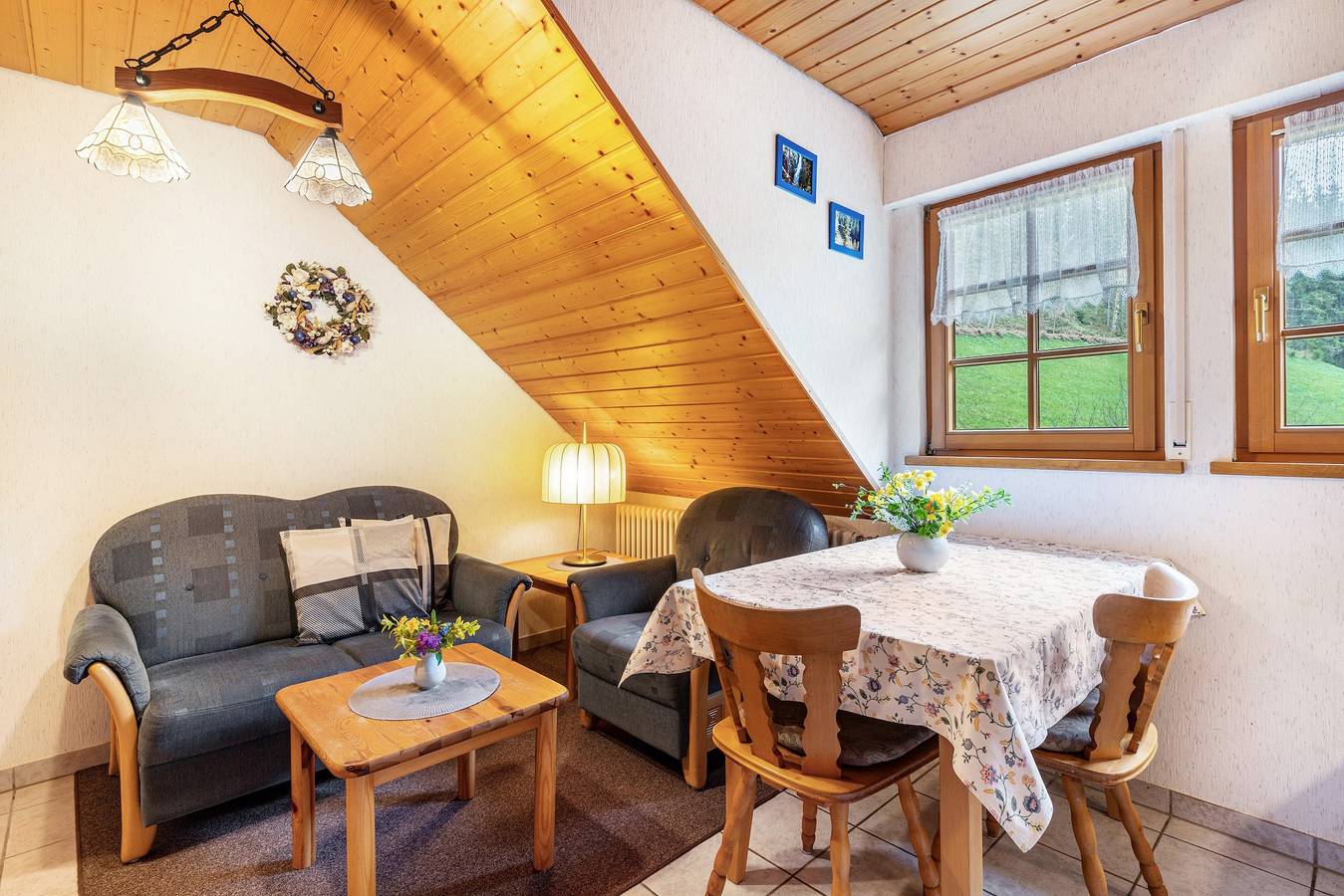 Ganze Wohnung, Ferienwohnung 2 Im Bauernhaus" mit gemeinsamer Terrasse, Gemeinschaftsgarten und Wlan in Bad Rippoldsau-Schapbach, Mittlerer Schwarzwald