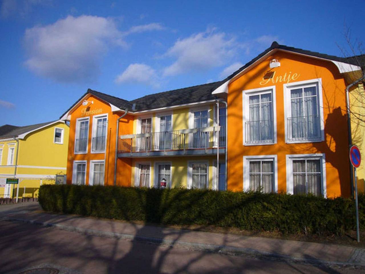 Ganze Ferienwohnung, Pension und Ferienwohnungen Haus Antje - Zimmer 8 in Drei Kaiserbäder, Heringsdorf