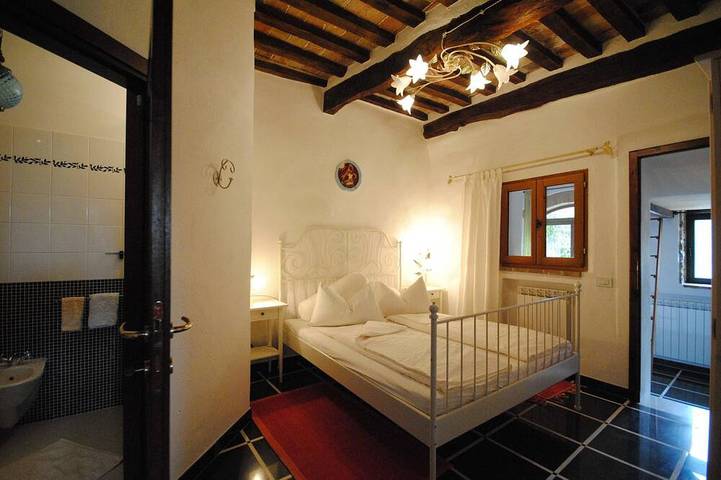 Appartamento intero, Appartamento con terrazza, piscina panoramica e giardino in Radicondoli, Siena e dintorni