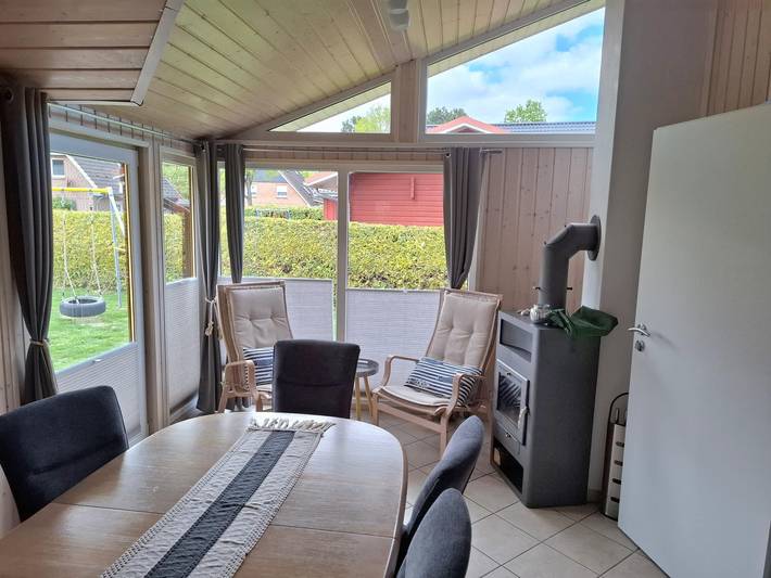 Ferienhaus für 6 Personen, mit Terrasse und Sauna sowie Garten, kinderfreundlich in Otterndorf - 4