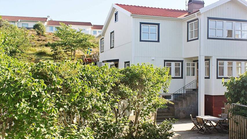 Hus för 5 Personer, med terass och trädgård i Tjörn