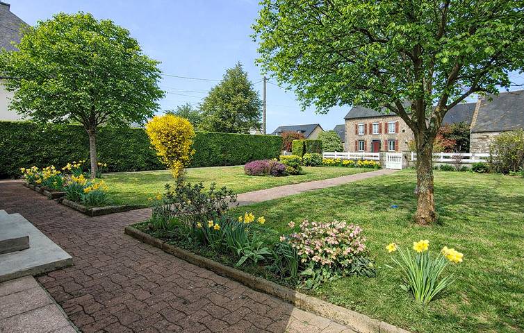 Location de vacances pour 4 personnes, avec jardin et terrasse, animaux acceptés à La Fresnais - 2