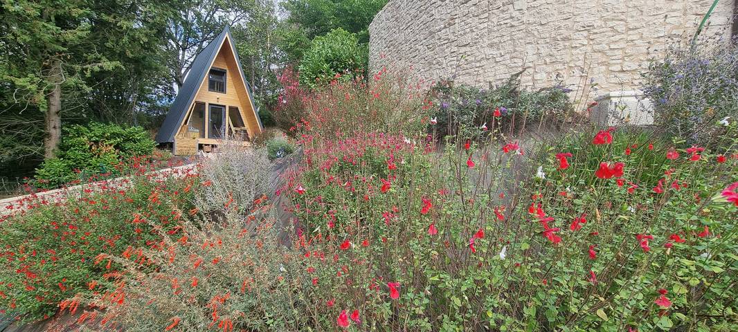 Gîte pour 4 personnes, avec jardin à Alairac