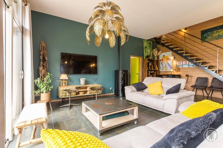 Gîte pour 9 personnes, avec jardin et terrasse à Dragey-Ronthon - 3