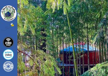Yourte pour 4 personnes, avec jardin et terrasse dans le Gard
