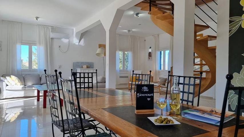 Location de vacances pour 9 personnes, avec piscine et terrasse à Oupia - 3