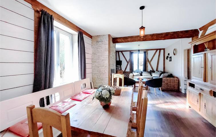 Location de vacances pour 10 personnes, avec sauna ainsi que terrasse et jardin à Granges-sur-Vologne - 3