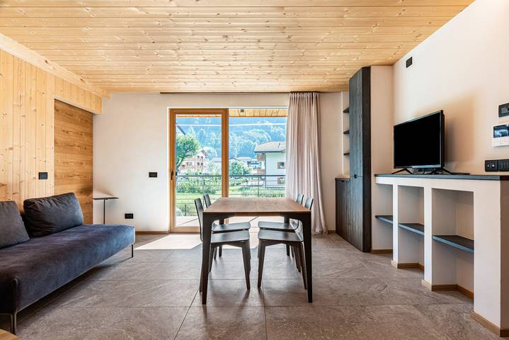 Ganze Wohnung, Ferienwohnung "Ciasa Fatati" mit Bergblick, Sauna und Wlan in Pinzolo, Comune di Pinzolo