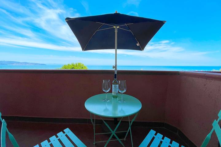 Appartamento per 4 persone, con Vista oceano e Balcone nonché Giardino