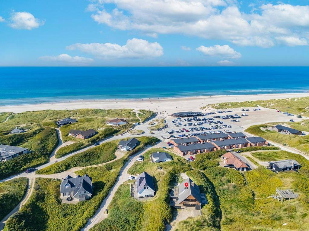 Fantastisch gelegenes Ferienhaus auf 2 Ebenen mit Panoramablick auf das Meer  in Henne, Varde