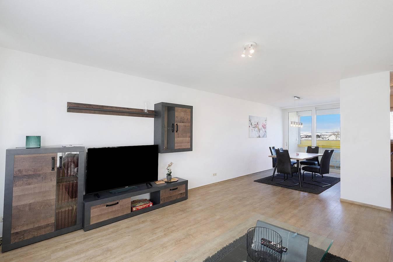 Ganze Wohnung, Ferienwohnung 'Bruchköbel Auch Für Monteure' mit Balkon und Wlan in Bruchköbel, Main-Kinzig-Kreis