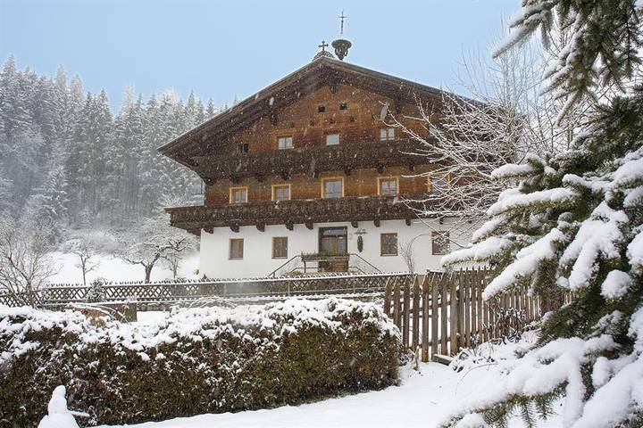 Ferienhaus für 3 Personen, mit Balkon und Garten