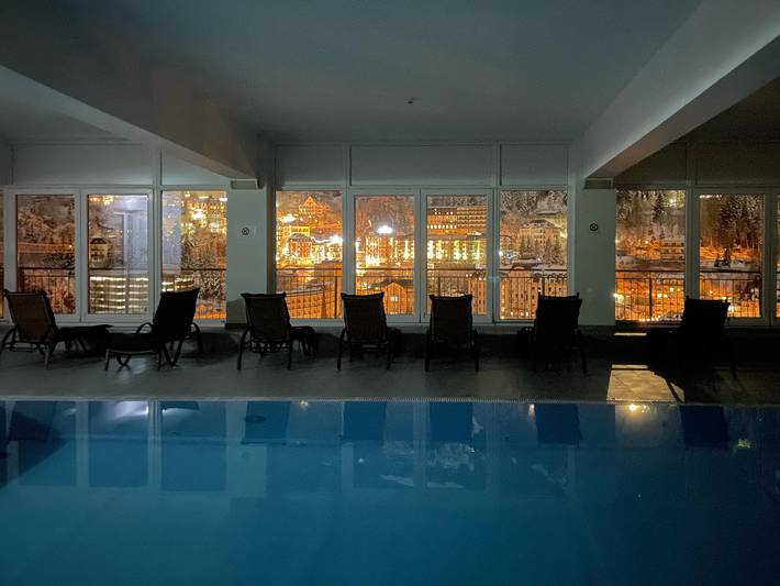 Gîte pour 4 personnes, avec jardin ainsi que sauna et piscine, adapté aux familles à Bad Gastein - 3