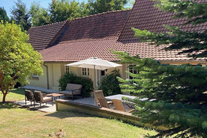Location de vacances pour 6 personnes, avec jardin et terrasse, animaux acceptés dans Plage du Petit Ailly