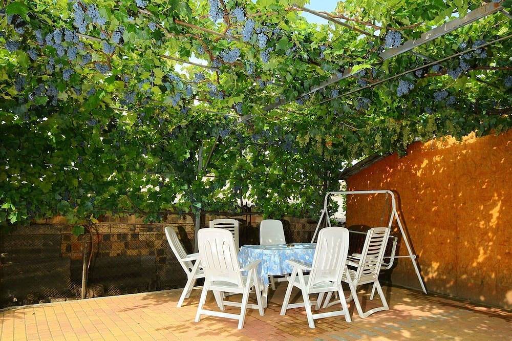 Ganze Wohnung, Gemütliche Wohnung für 6 Gäste mit  W-Lan, Klimaanlage, Tv, Balkon und Parkplatz in Balatonszemes, Plattensee Südufer