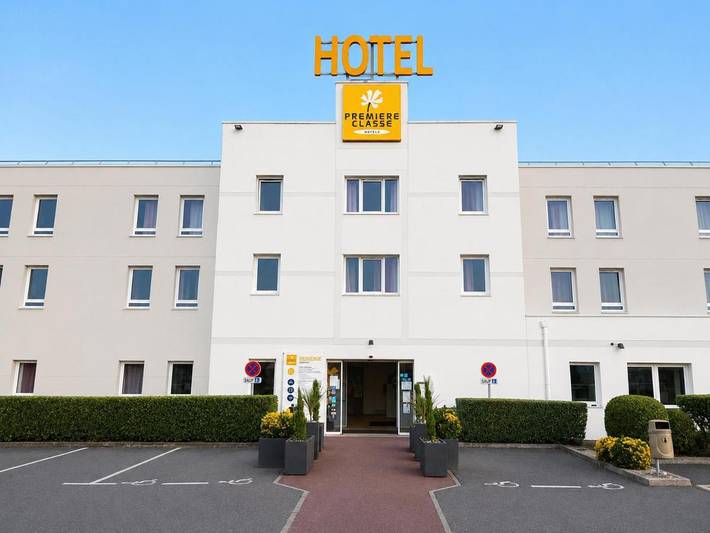 Hôtel pour 3 personnes, avec terrasse à Saint-Contest