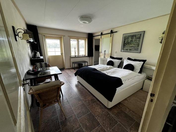 Ferienwohnung für 2 Personen, mit Terrasse und Garten sowie Sauna und Ausblick
