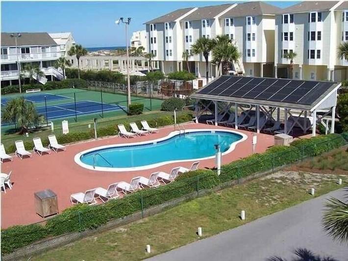 Vacation rental for 6 people, with yard and pool in Cape San Blas