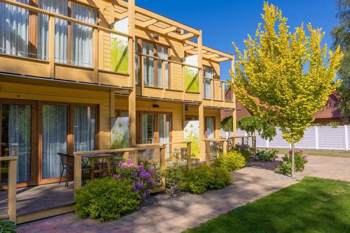 Ferienwohnung für 3 Personen, mit Balkon und Terrasse sowie Garten in Dąbki