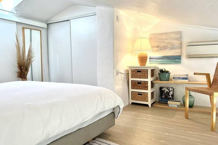 Gîte pour 2 personnes, avec jardin et balcon dans Plage Saint-Clair - 3
