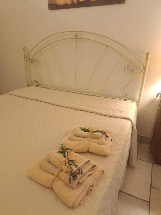 Classic Triple Room in Avetrana, Golfo di Taranto