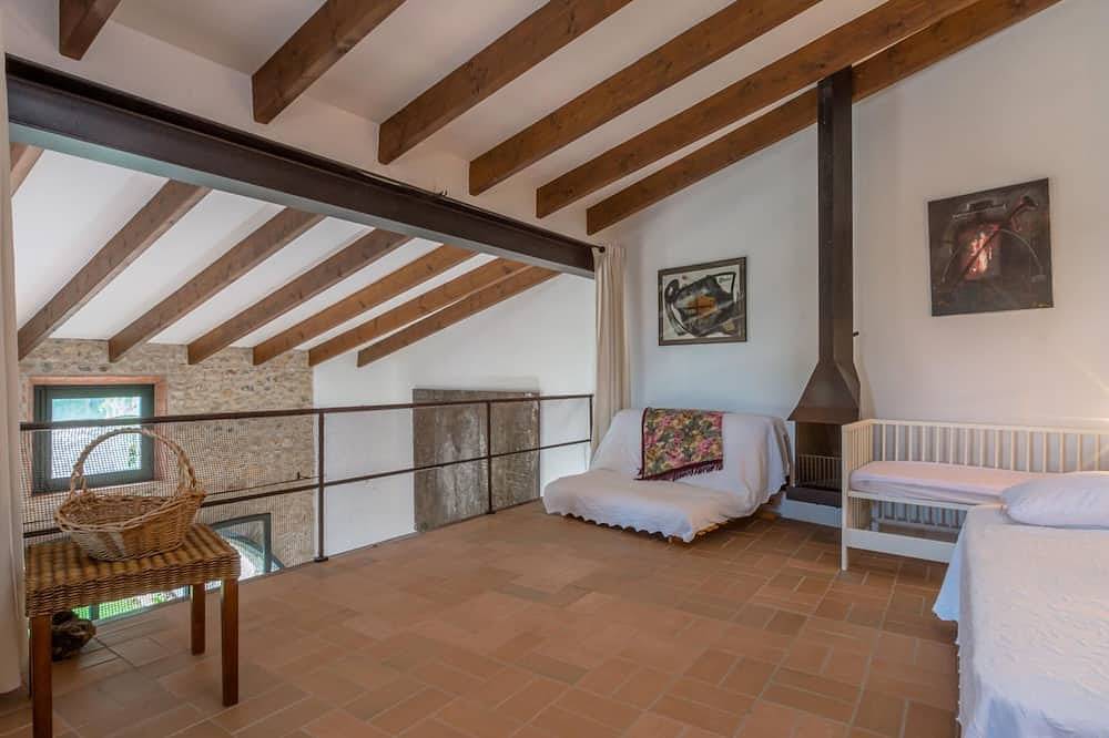 Costabravaforrent Mas Xargay in Albons, Costa Brava